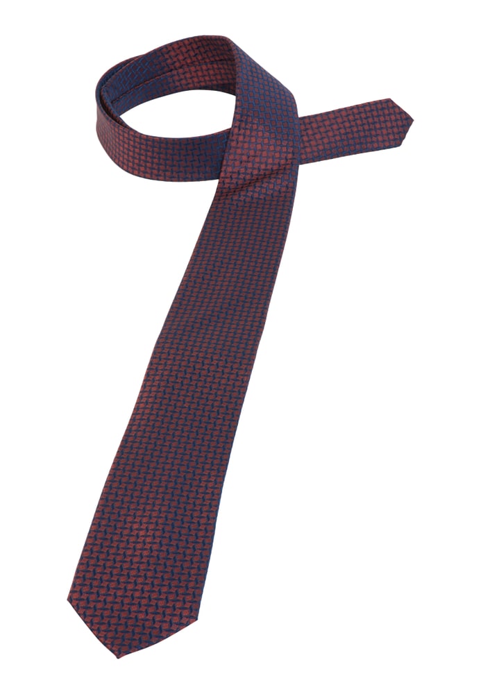 cravate rouge structuré