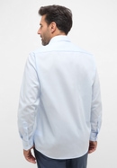 COMFORT FIT Shirt in sky blue plain