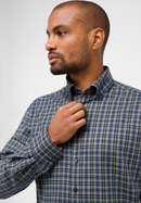 MODERN FIT Shirt in dark blue checkered