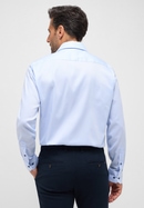 COMFORT FIT Performance Shirt in light blue structured