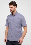 COMFORT FIT Shirt in navy checkered