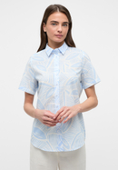 overhemdblouse in lyseblå gedrukt