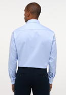COMFORT FIT Cover Shirt in hellblau unifarben