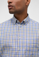 MODERN FIT Shirt in light blue checkered