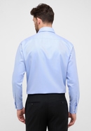 COMFORT FIT Shirt in sky blue structured