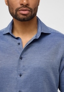 MODERN FIT Overhemd in middenblauw gestructureerd