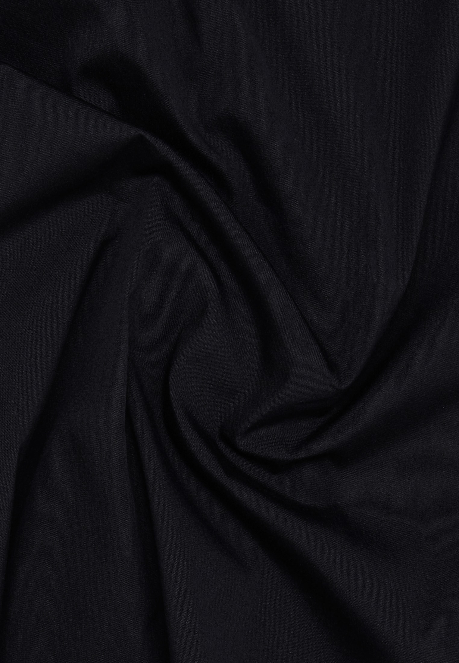 Signature Shirt Blouse in black plain