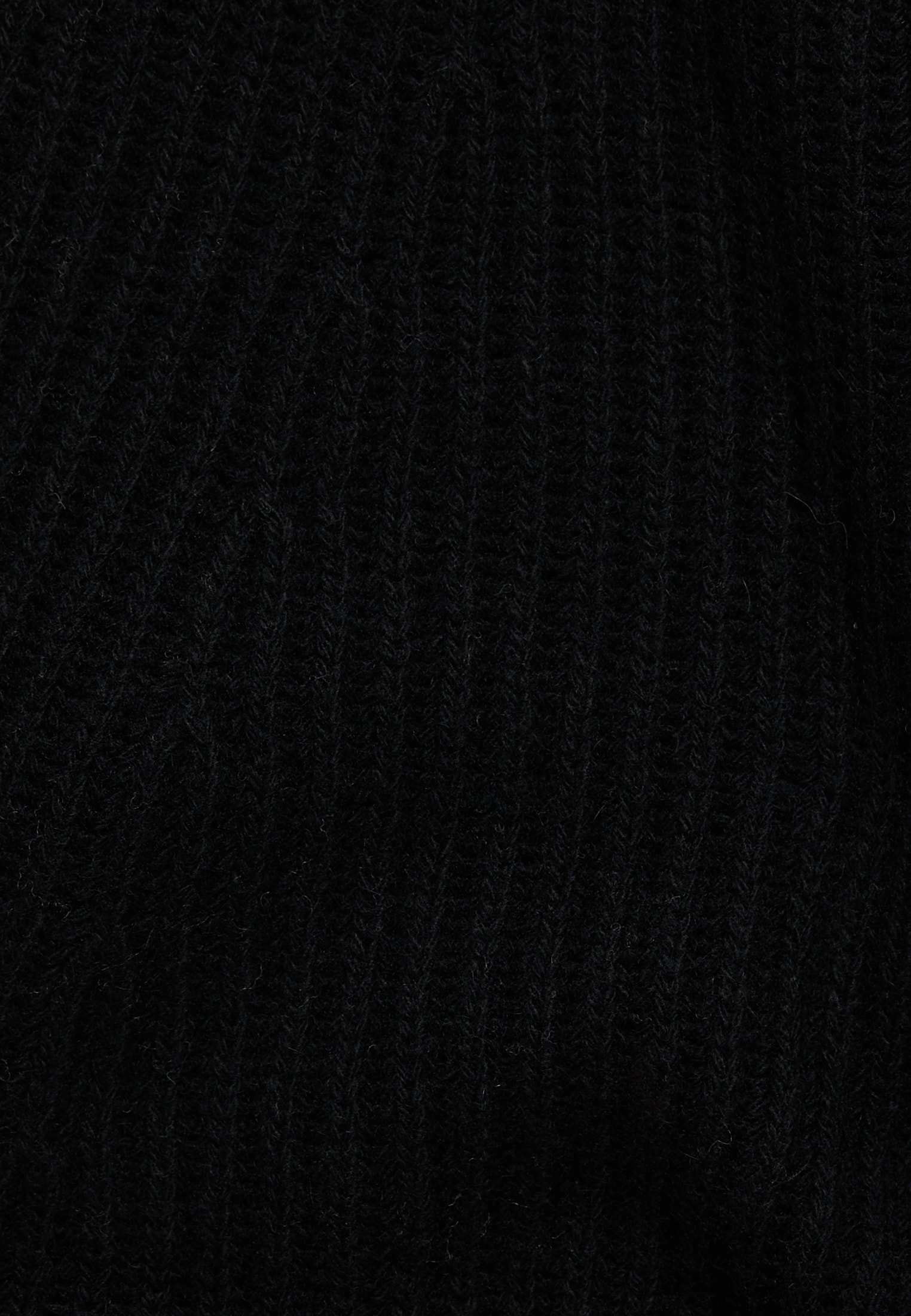 Pull en tricot noir uni