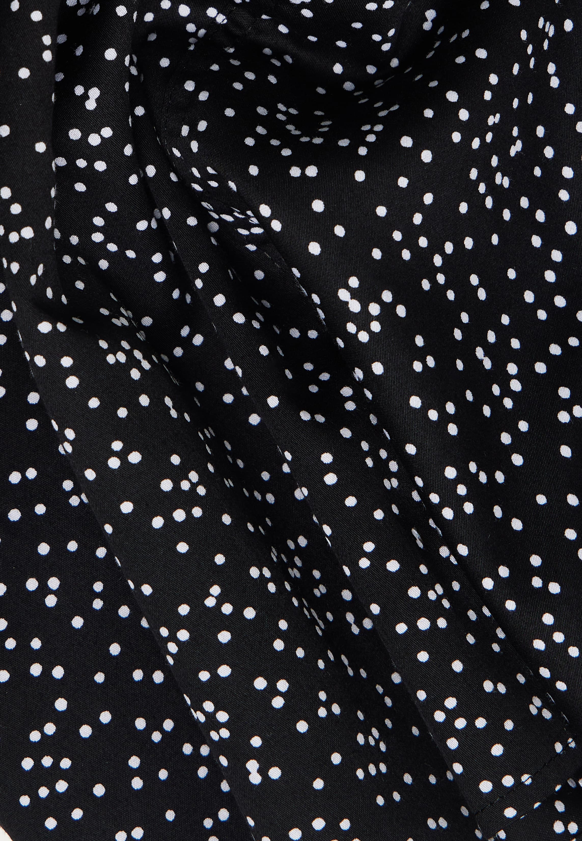 Hemdbluse in schwarz bedruckt